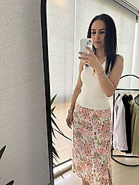 Yandan yırtmaçlı çiçekli keten etek